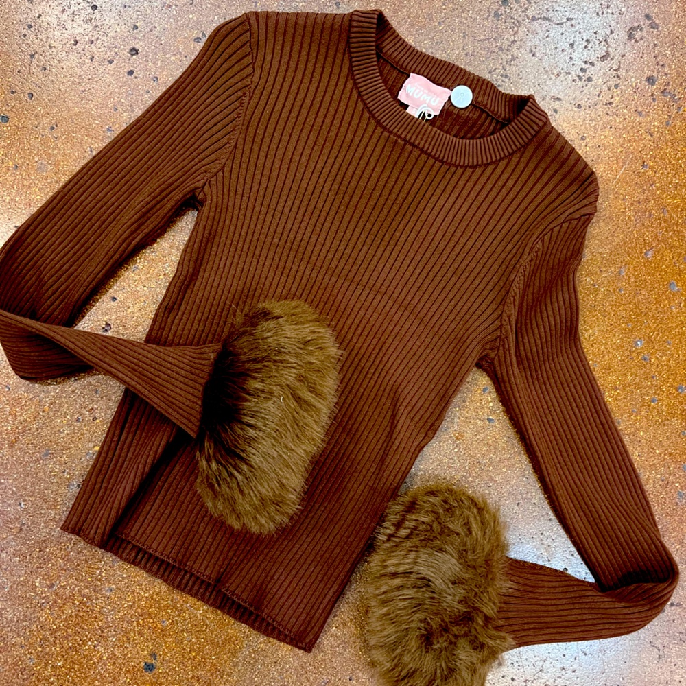 NWT show me your mumu size SMALL fur trim top brown